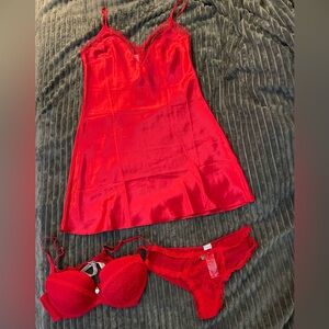 NWOT Yamamay 3 piece sexy lingerie set in sultry red (M|34C)